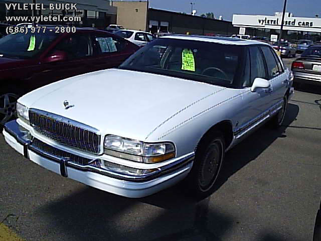 1996 Buick Park Avenue Ultra for Sale in Saint Clairsville, Ohio ...